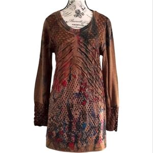 Brown tye dye tunic with many details